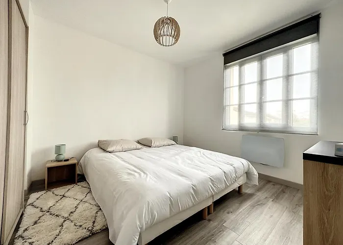 Appartement Au 1Er Etage Avec Acces Independant