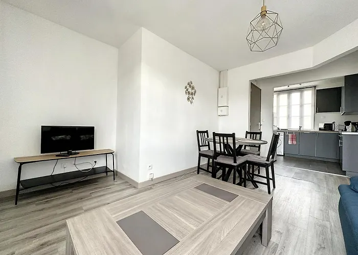 Appartement Au 1Er Etage Avec Acces Independant