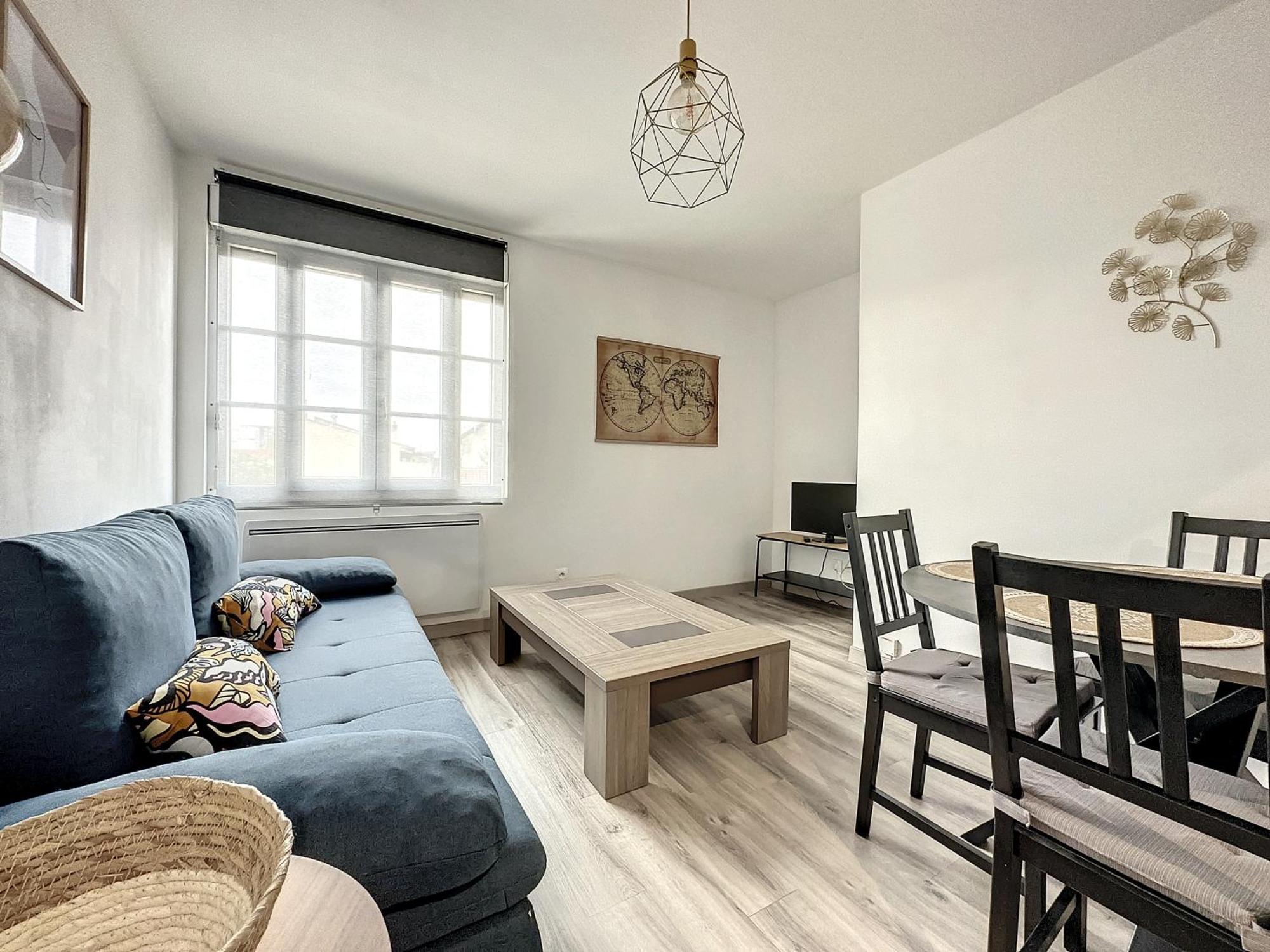 Apartment Au 1er Etage Avec Acces Independant